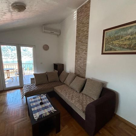 Apartments Lazarevic โกตอร์ ภายนอก รูปภาพ
